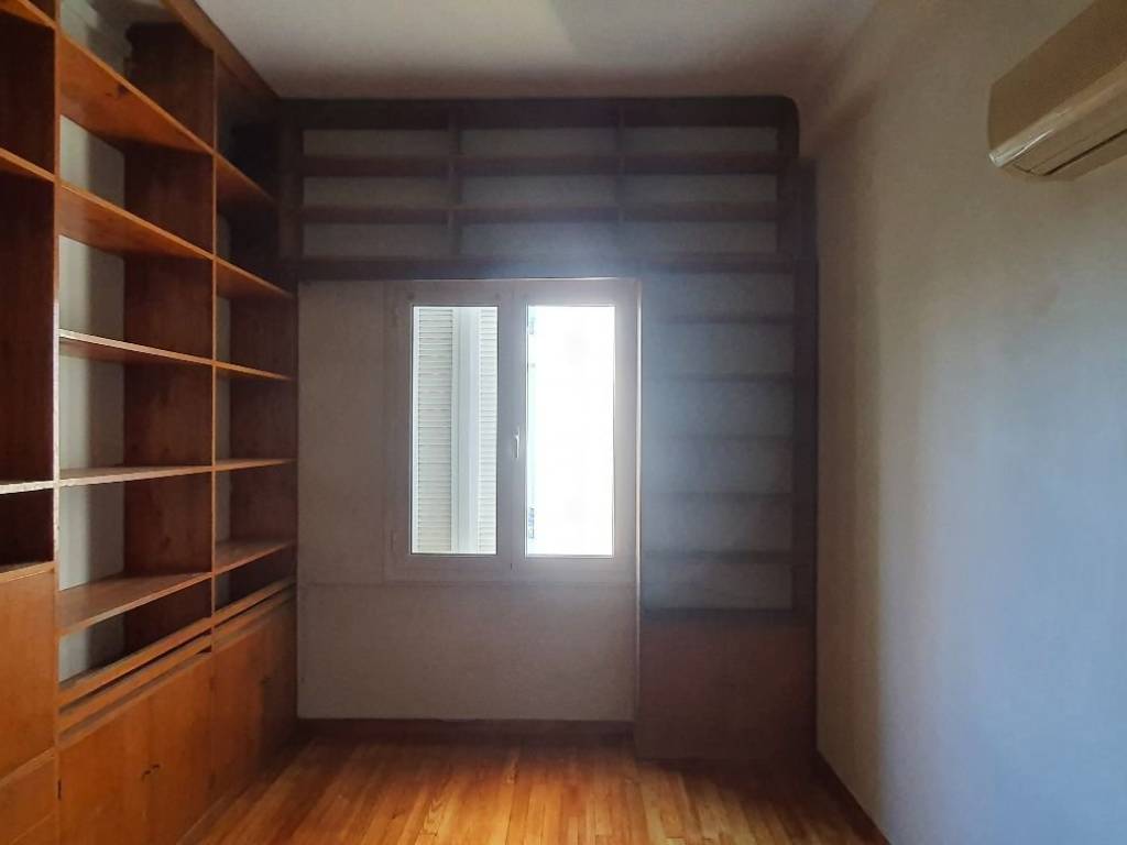 Υπνοδωμάτιο - 4
Γραφείο