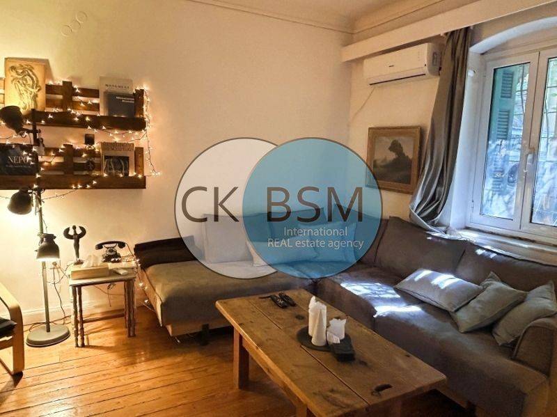 Άποψη σαλονιού / Living room view