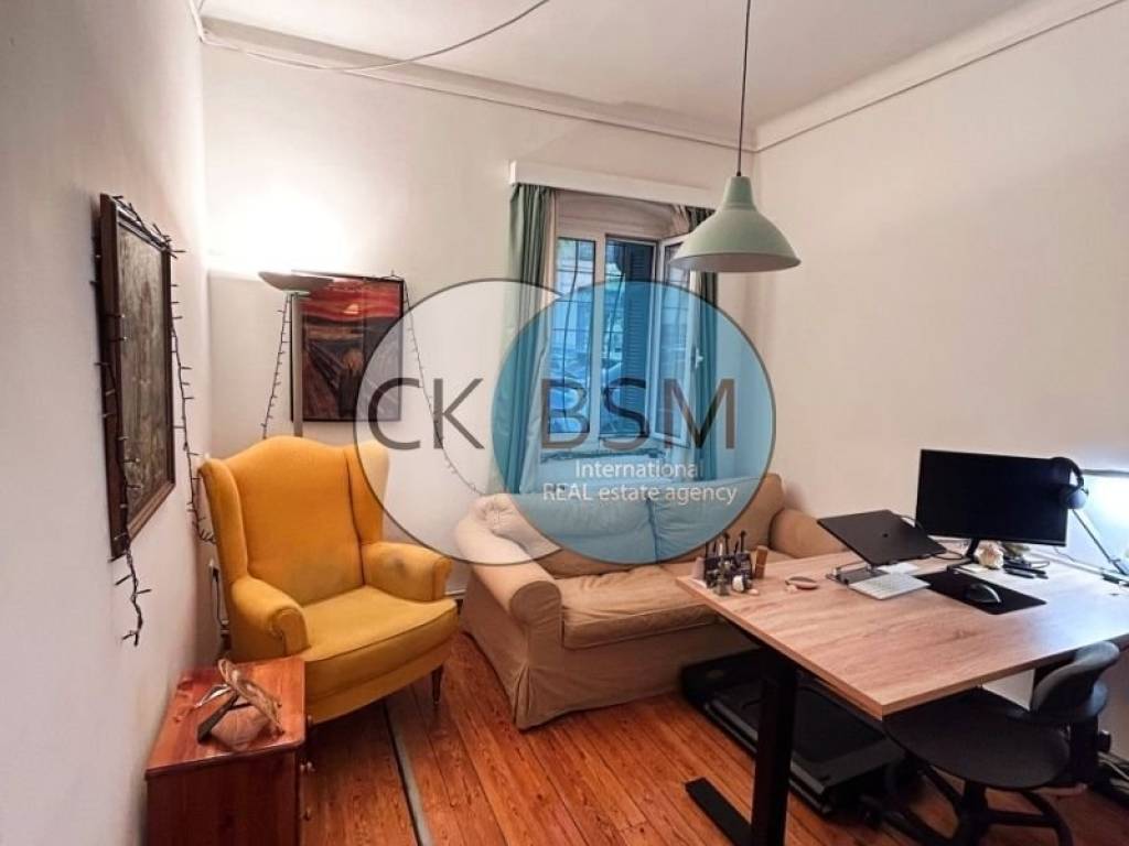 Άποψη γραφείου / Office room view