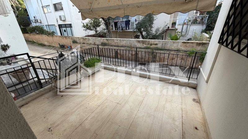 Θέα από μπαλκόνι