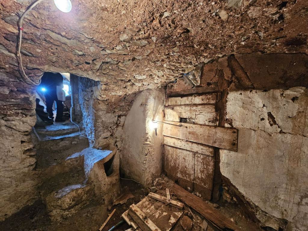 Kamara sternas ston proto oropho