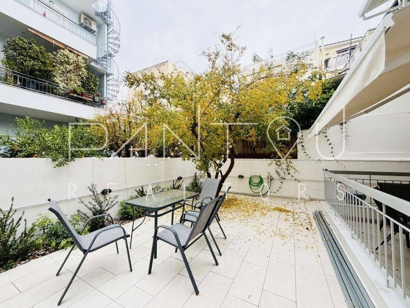 Θέα από μπαλκόνι