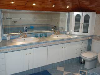 πλήρως επιπλωμένη μεζονέτα 120 τ.μ. κοντά στο κέντρο της Καβάλας