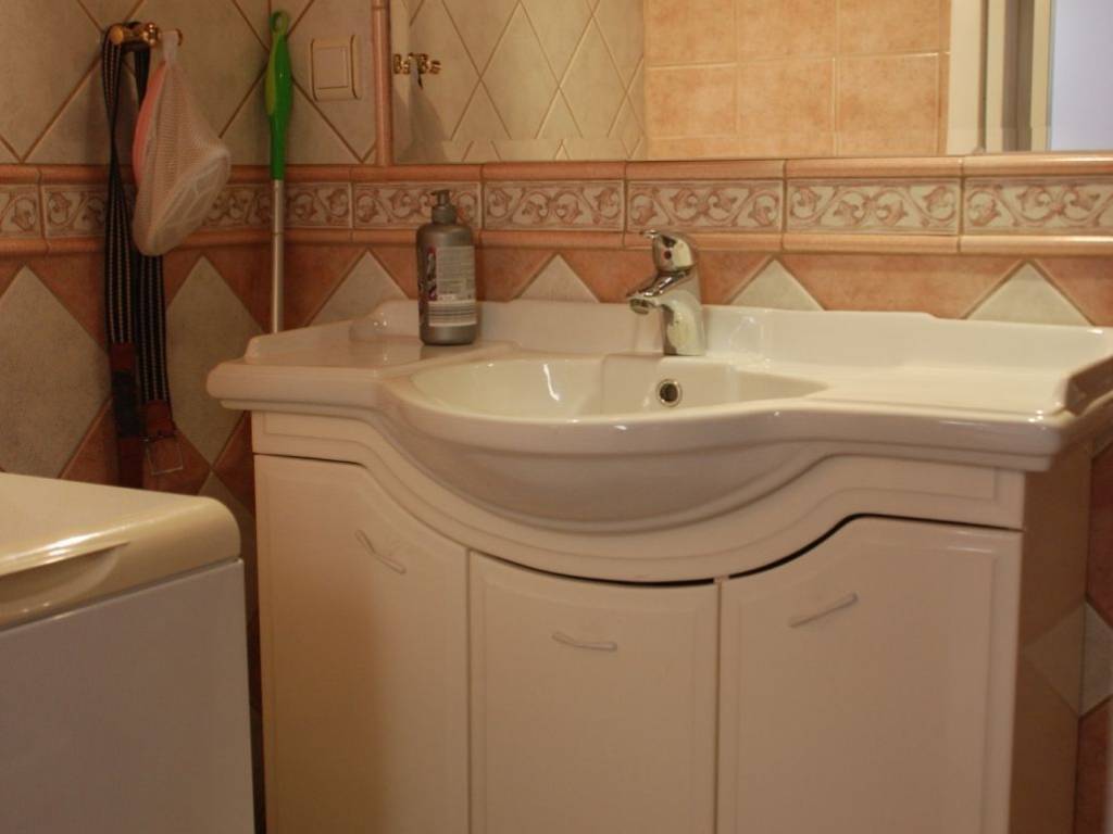 πλήρως επιπλωμένη μεζονέτα 120 τ.μ. κοντά στο κέντρο της Καβάλας