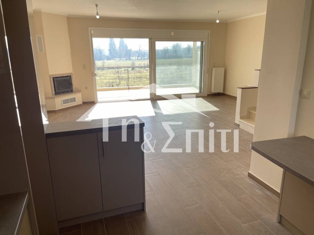 Σαλοκουζίνα