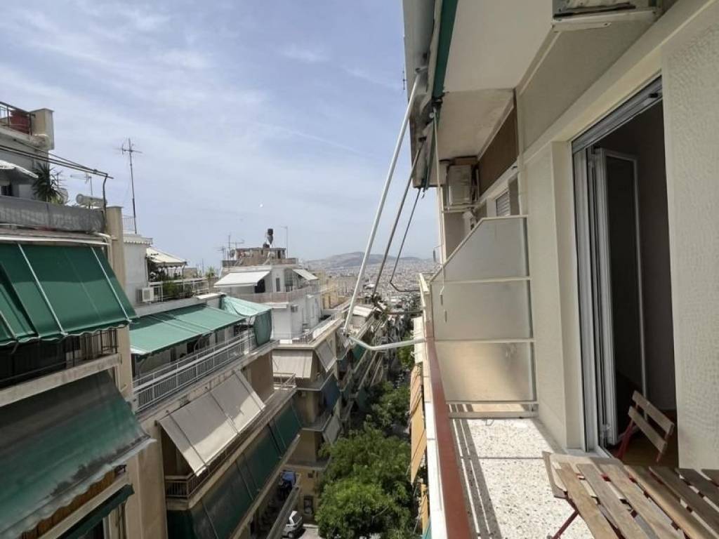 Θέα από μπαλκόνι