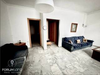 Forumland Real Estate, Καθιστικό