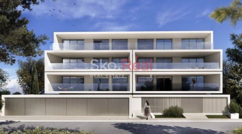 ΦΩΤΟΡΕΑΛΙΣΤΙΚΑ