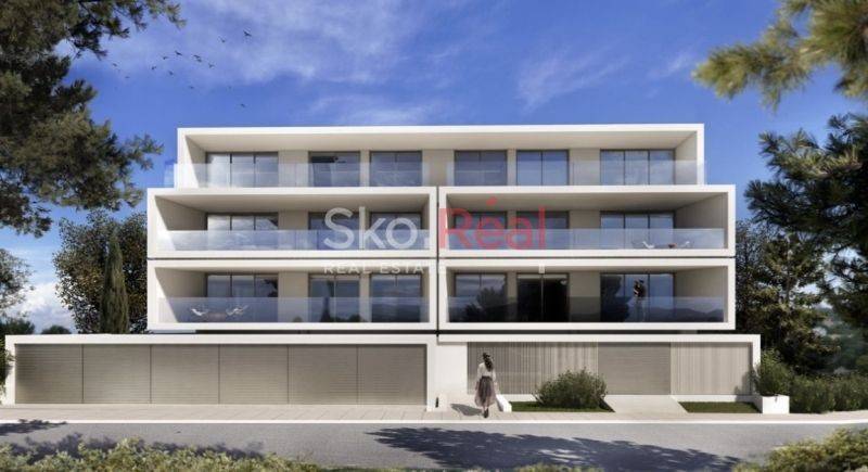 ΦΩΤΟΡΕΑΛΙΣΤΙΚΑ