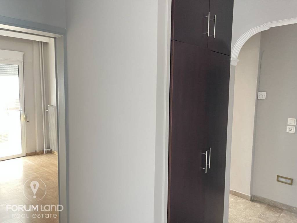 Forumland Real Estate, εσωτερικός Χώρος