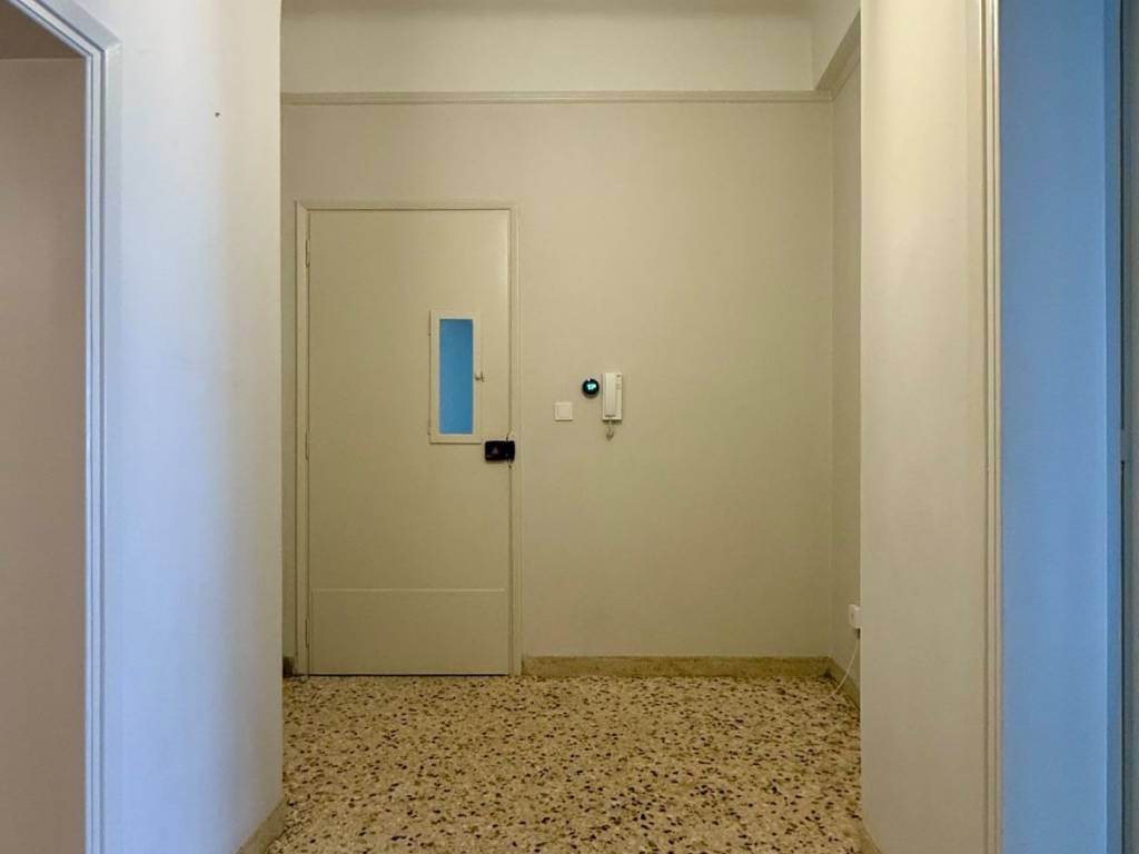fokionos_negri_residential_apartment_for_rent