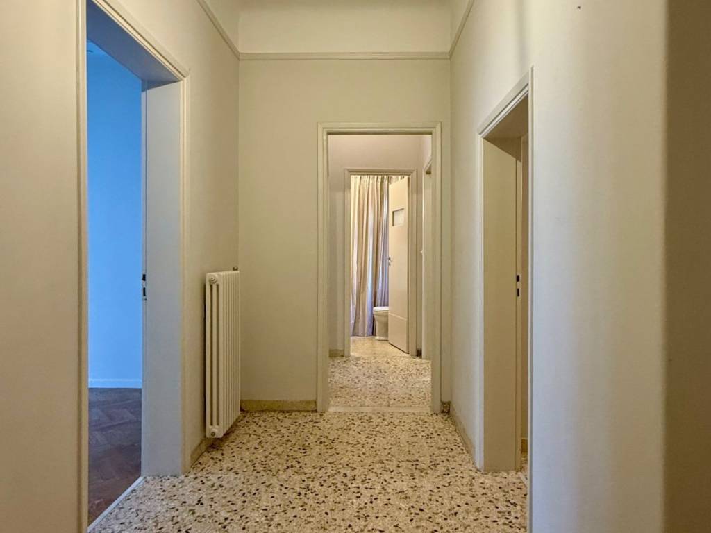 fokionos_negri_residential_apartment_for_rent