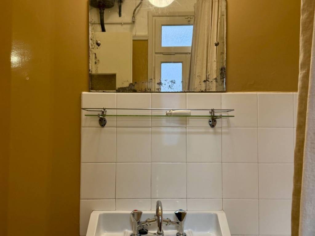 fokionos_negri_residential_apartment_for_rent