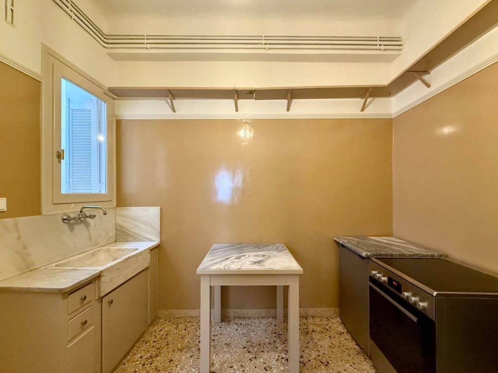 fokionos_negri_residential_apartment_for_rent