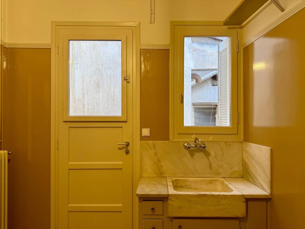 fokionos_negri_residential_apartment_for_rent