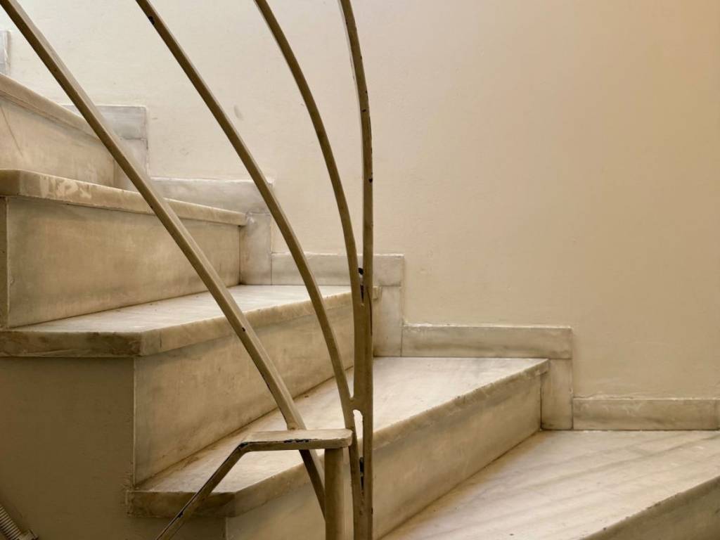 fokionos_negri_residential_apartment_for_rent