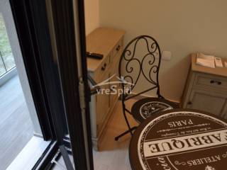 ΕΣΩΤΕΡΙΚΗ ΑΠΟΨΗ - ΕΠΙΠΛΩΣΗ