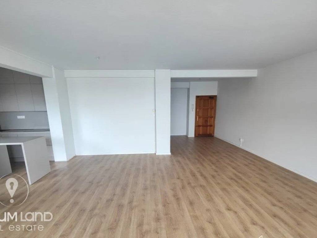 Forumland Real Estate, σαλοκουζίνα