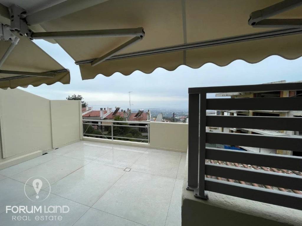 Forumland Real Estate, Βεράντες