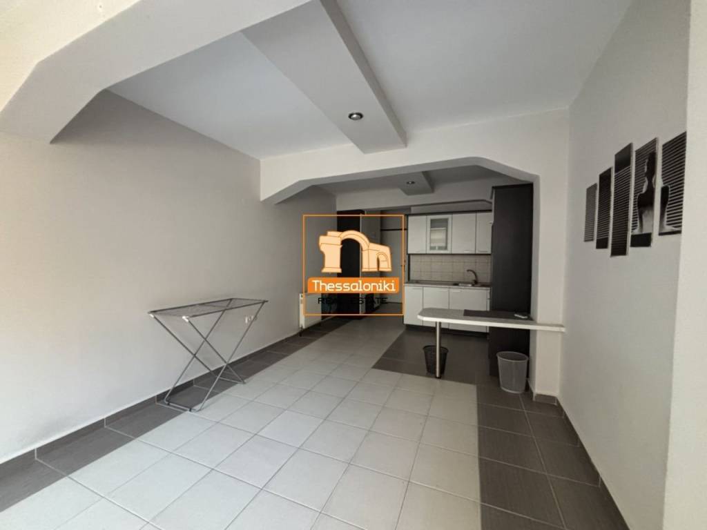 Πλ. Δώδεκα Αποστόλων, Στούντιο, 48 τ.μ.