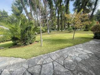 Forumland Real Estate, Κήπος