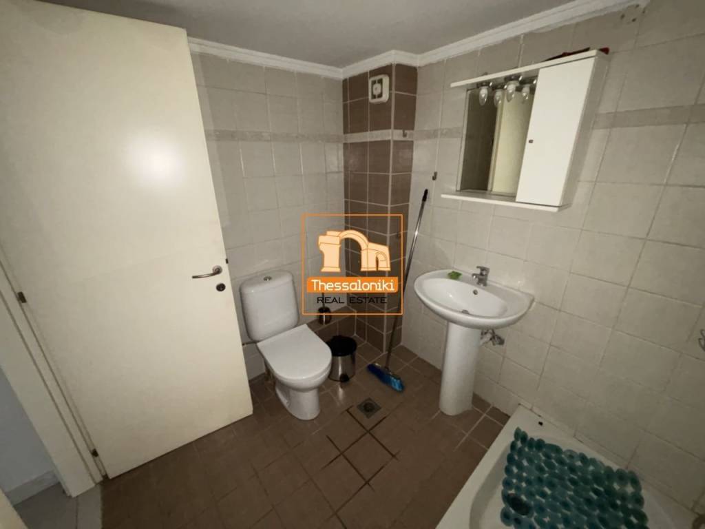 Πλ. Δώδεκα Αποστόλων, Στούντιο, 48 τ.μ.