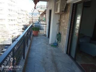 Forumland Real Estate, Βεράντες