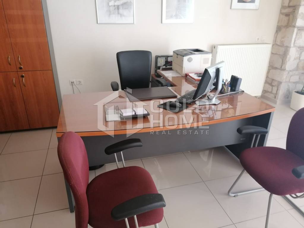 kyrios choros grapheioy main office-room