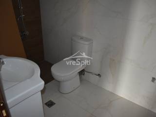 ΟΙΚΟΓΕΝΕΙΑΚΟ ΛΟΥΤΡΟ