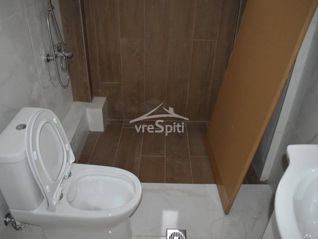 ΟΙΚΟΓΕΝΕΙΑΚΟ ΛΟΥΤΡΟ