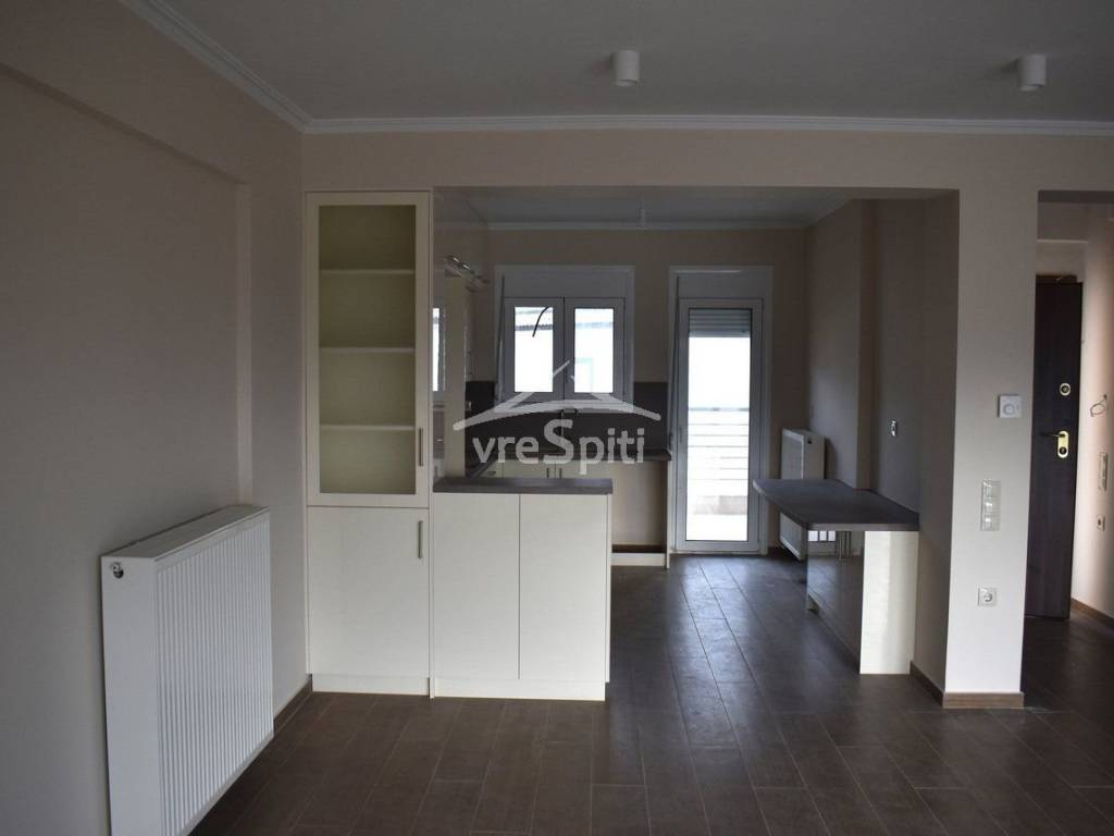 ΚΑΘΙΣΤΙΚΟ ΜΕ ΤΖΑΚΙ