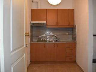 ΕΙΣΟΔΟΣ-ΚΟΥΖΙΝΑ