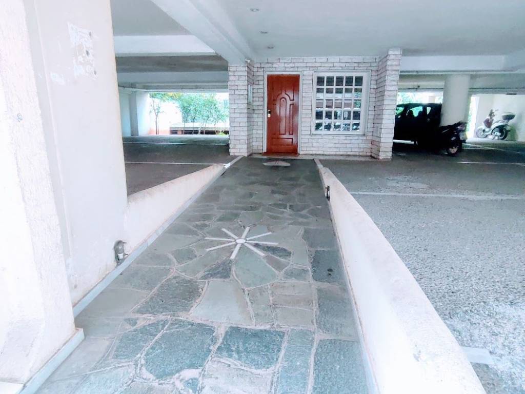 Eisodos polykatoikias