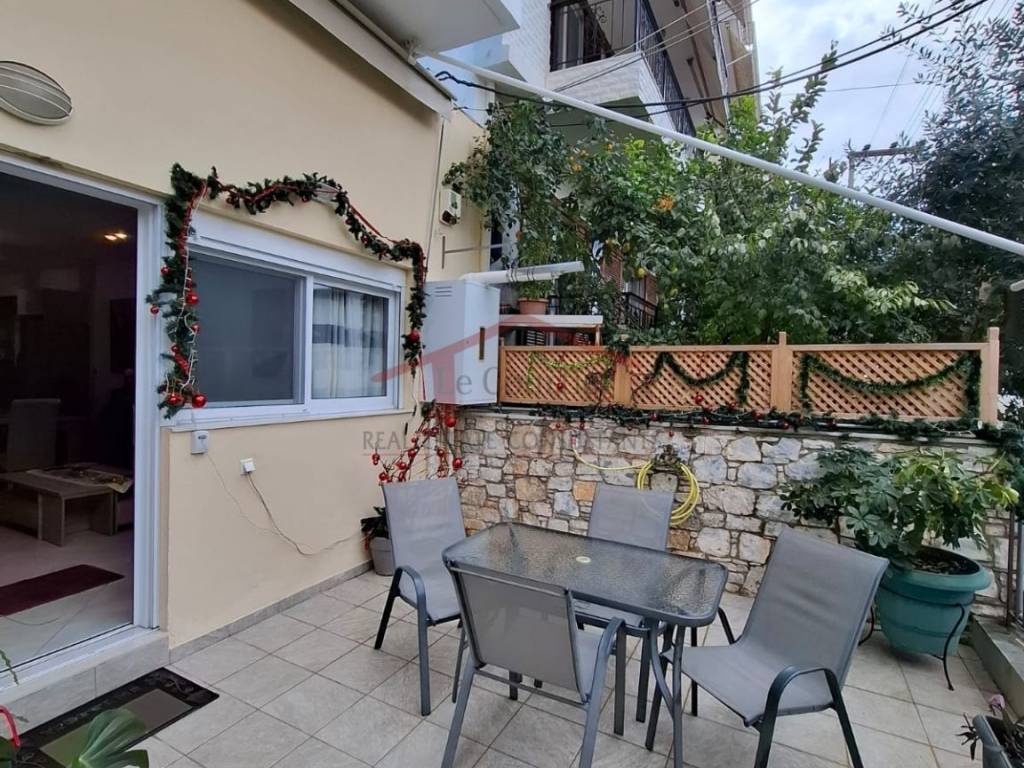 Θέα από μπαλκόνι