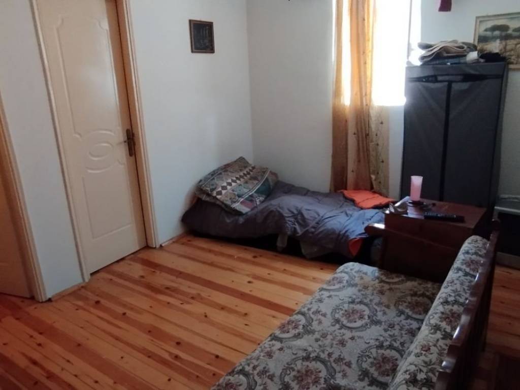 Ο επάνω όροφος