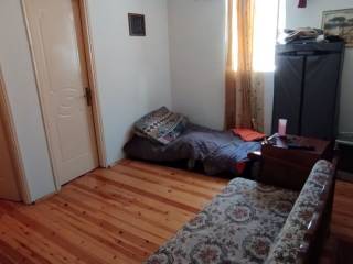 Ο επάνω όροφος