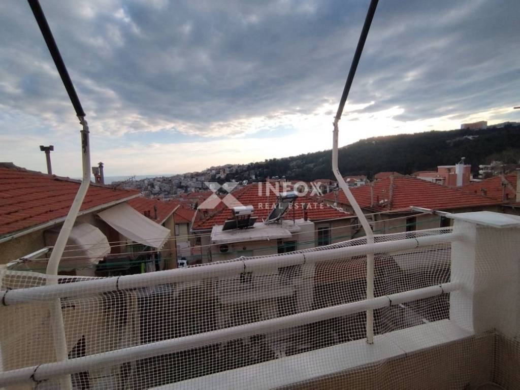 Θέα από μπαλκόνι