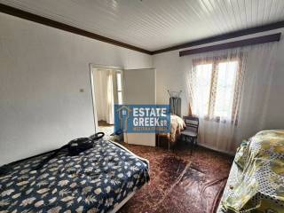 ★ Σε οικόπεδο 643τμ με ΣΔ 0,6 ★ Παλαία κατοικία του  1961 ★ Κτίζει 514τμ ★ 