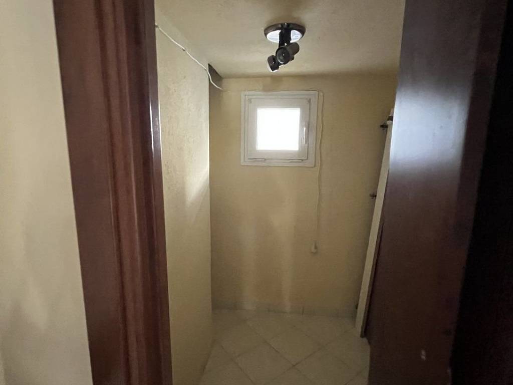 Forumland Real Estate, Αποθήκη