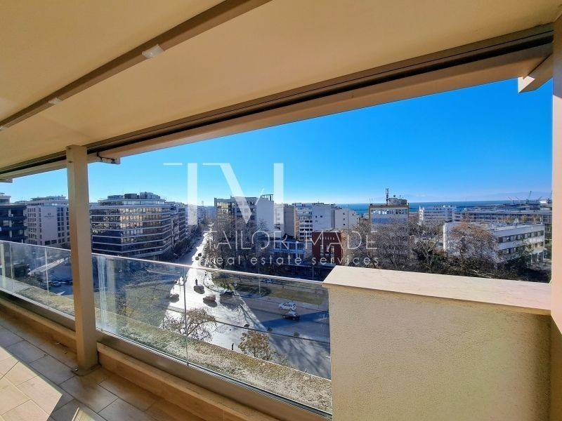 Θέα από μπαλκόνι