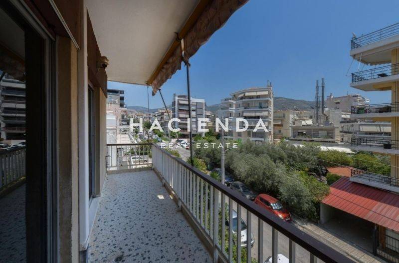 Θέα από μπαλκόνι