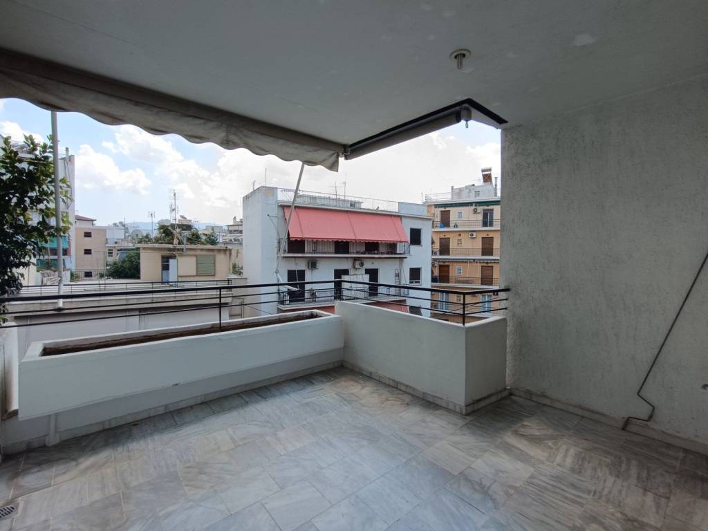 Μπροστά Βεράντα