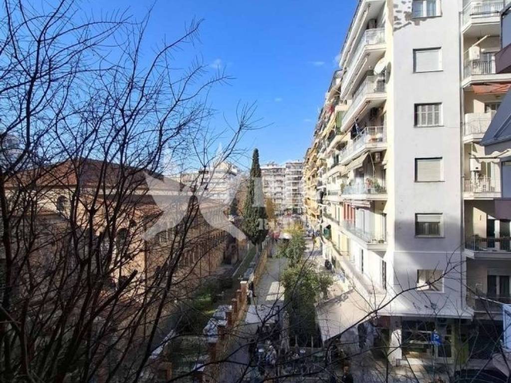 Θέα από μπαλκόνι