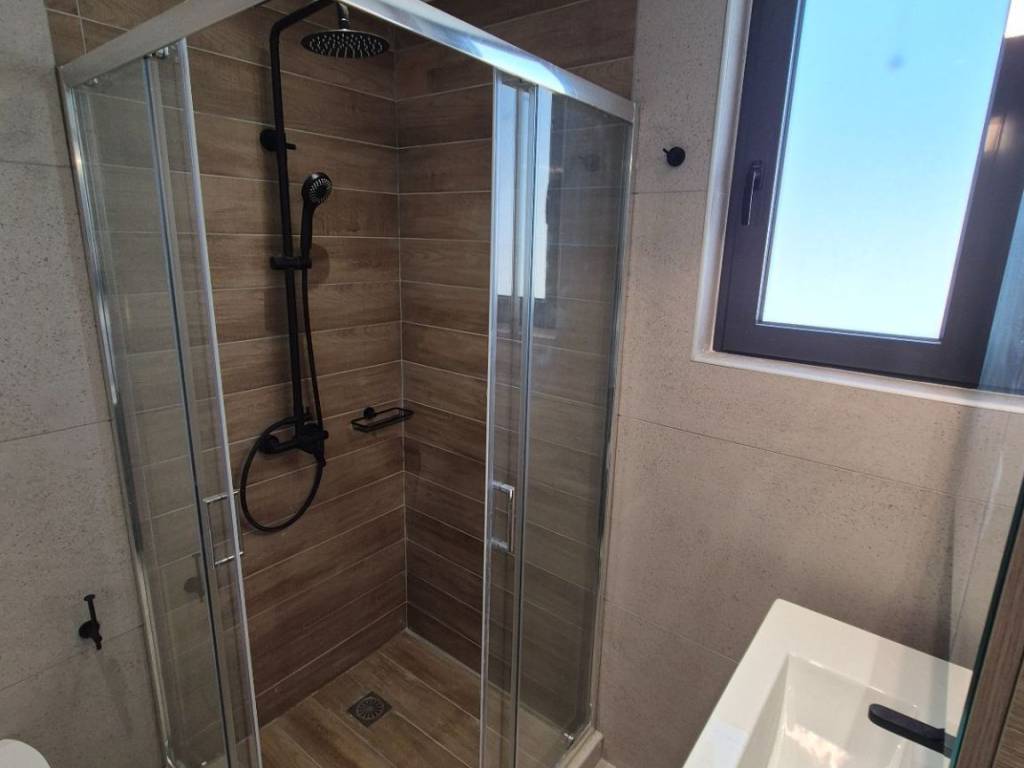 Μπάνιο 6ου ορόφου