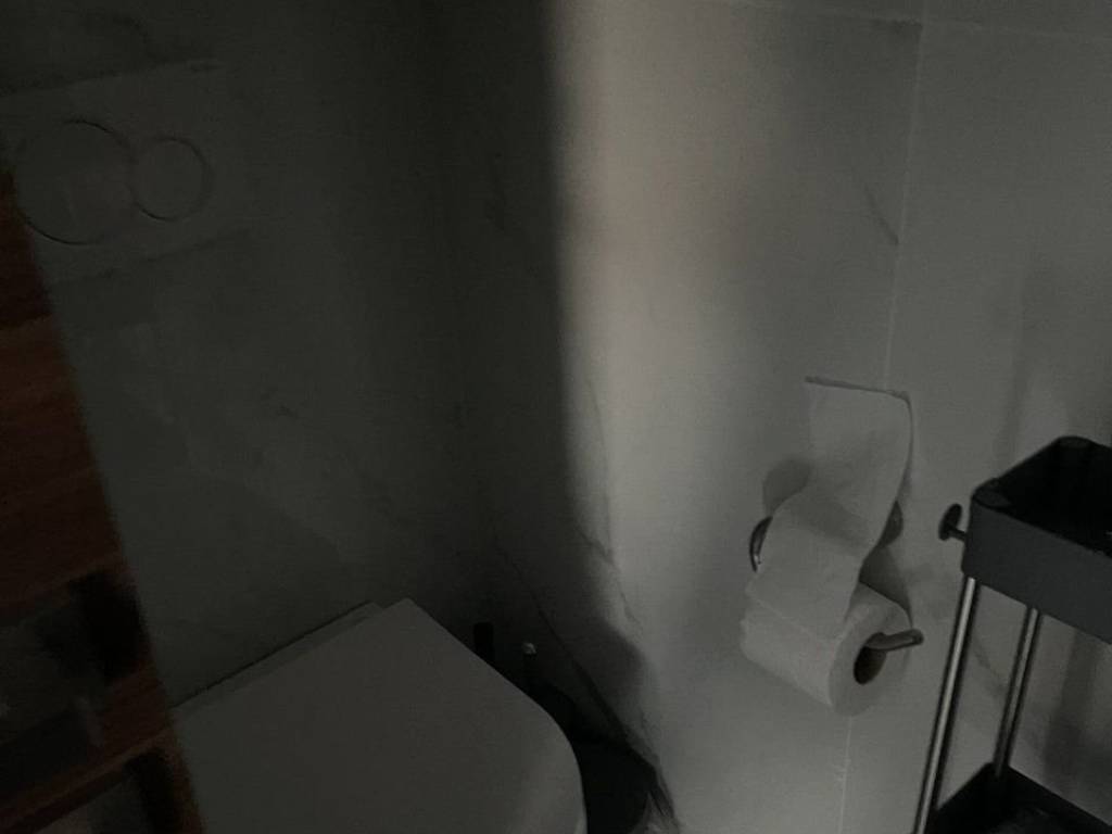 Forumland Real Estate, Μπάνιο