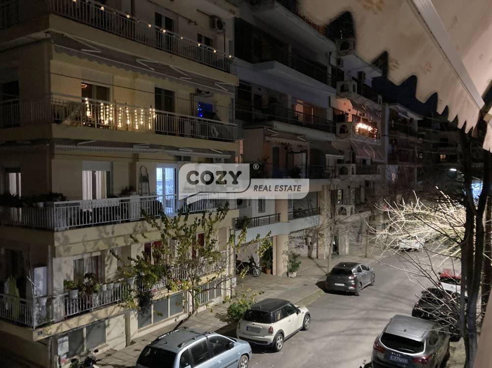 Θέα απο μπαλκόνι