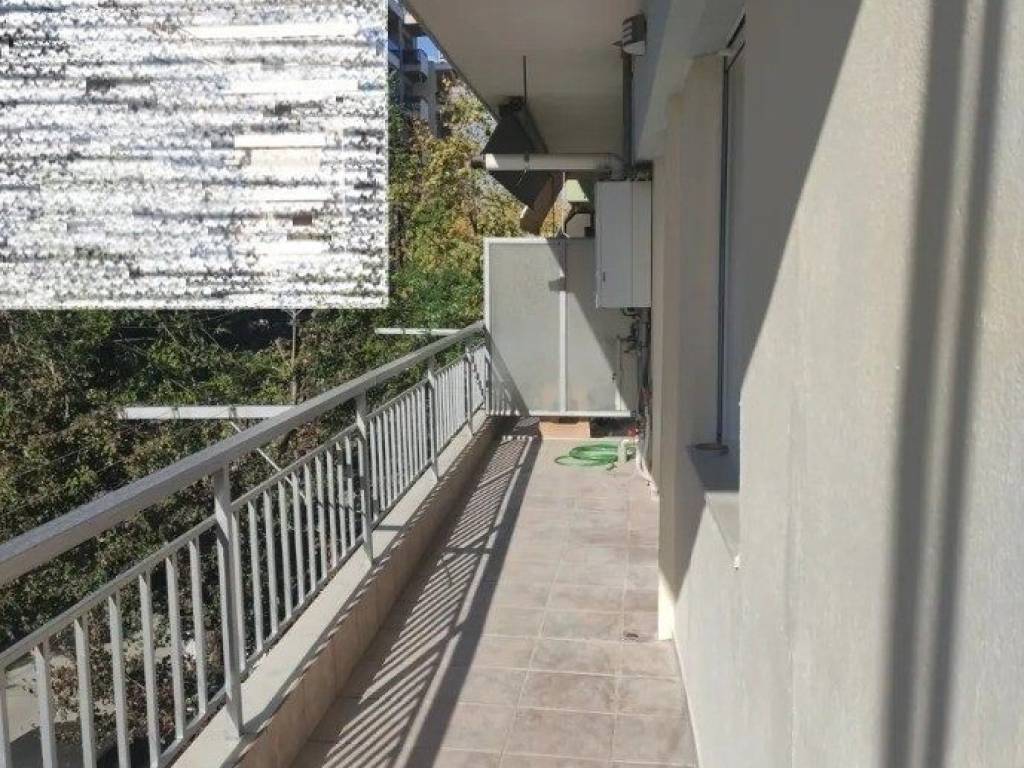 Forumland Real Estate, Βεράντες