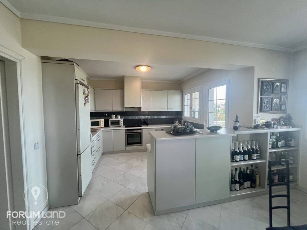Forumland Real Estate, Κουζίνα
