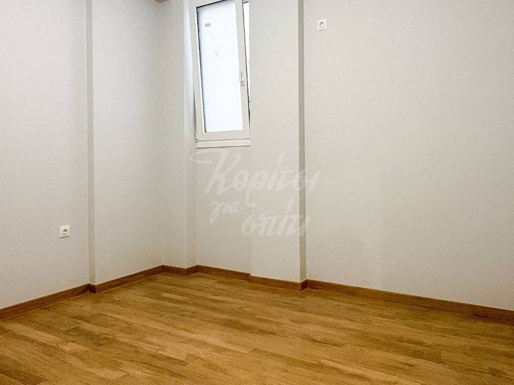 Domatio me parke dapedo