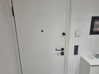 ΠΟΡΤΑ ΕΙΣΟΔΟΥ